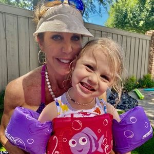 Meet your Posher, Janelle